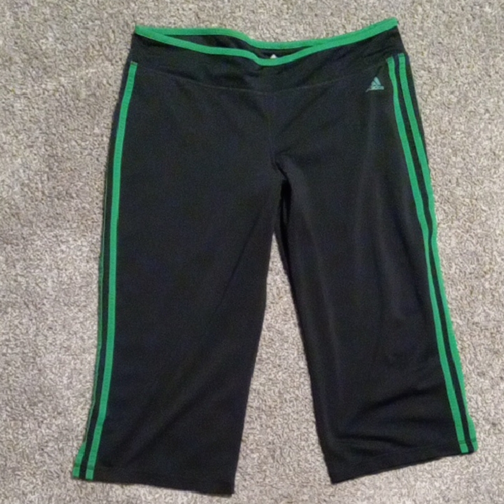 Adidas Women's Black and Green Capri Athletic Bottoms